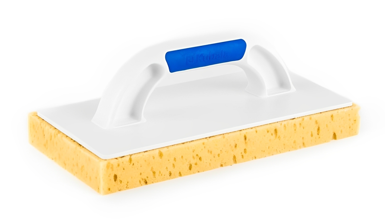 Plastic float with incised sponge for cleaning tiles
