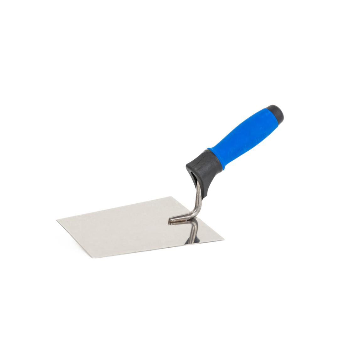 Bladed Bucket Trowel
